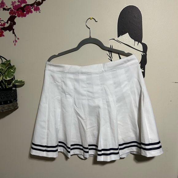 White Pleated Mini Skirt - Picture 2 of 7